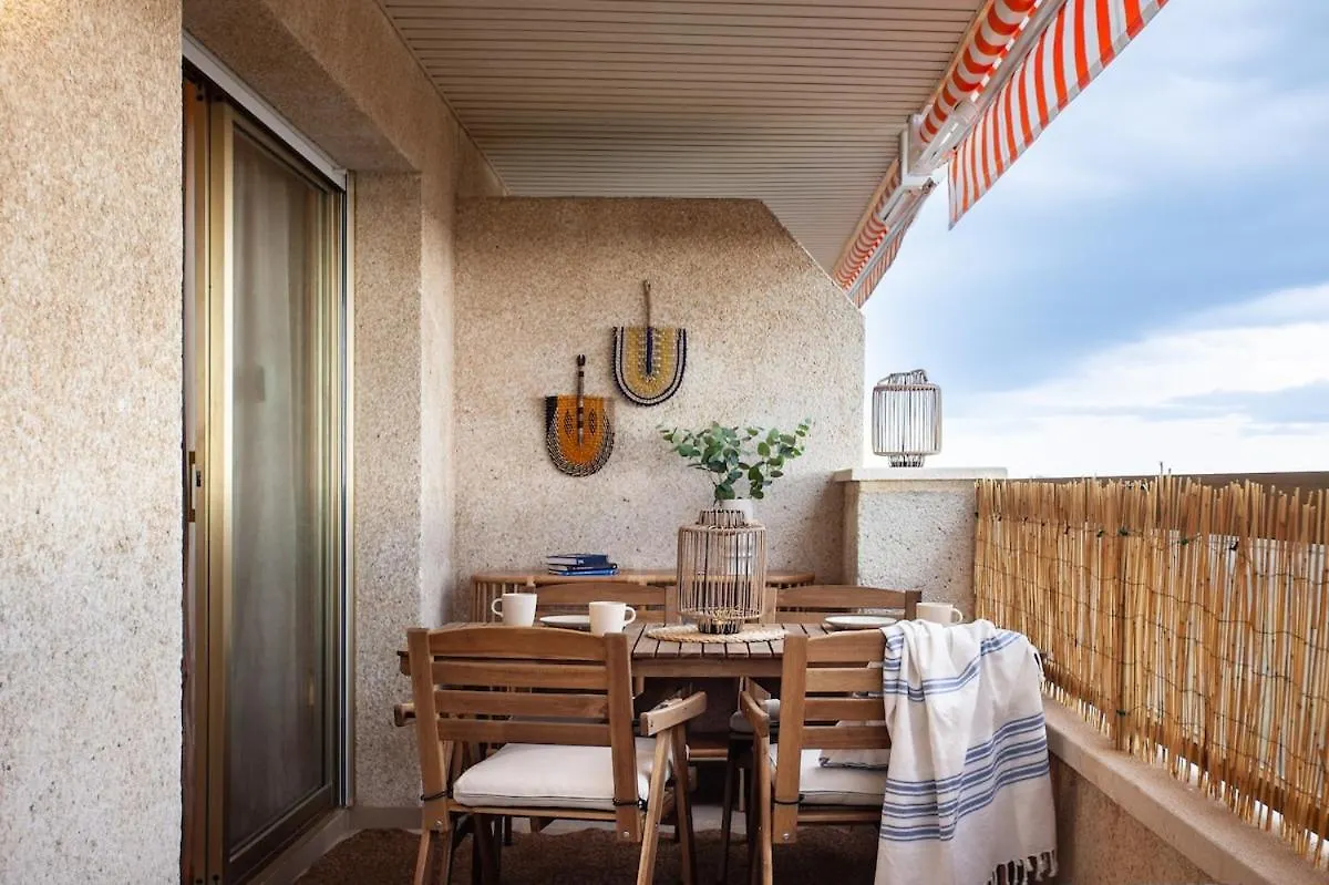Impressive Beachfront Home! Calafell 0*,  Spanje