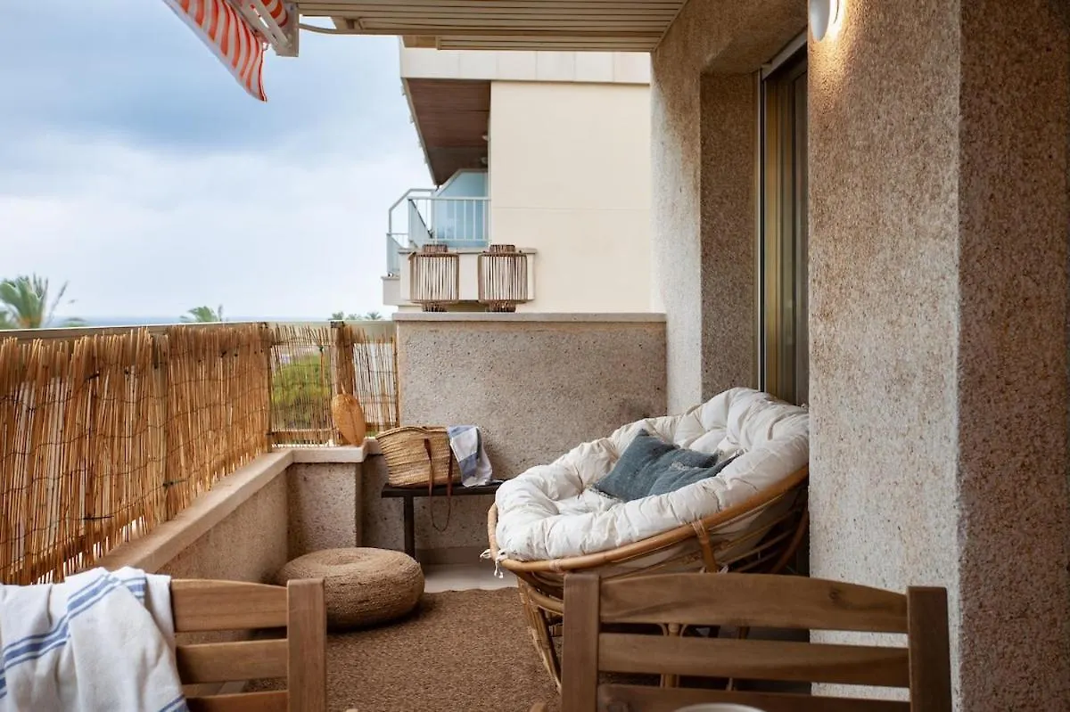 Impressive Beachfront Home! Calafell
